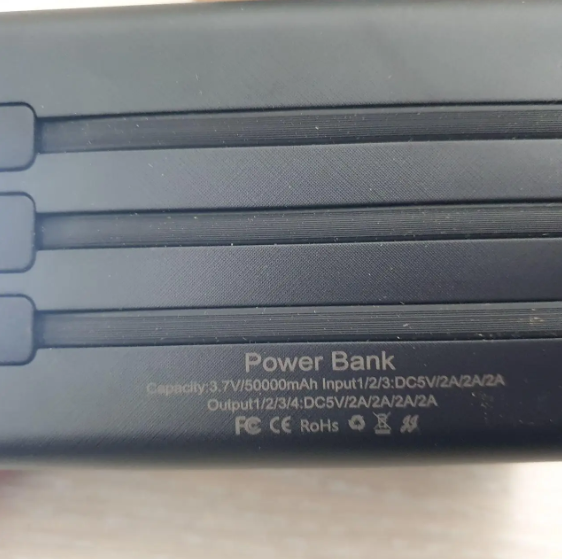 Повербанк із кабелями для заряджання телефона переносної 50000 mAh lider, Power Bank потужний з ліхтариком lider фото